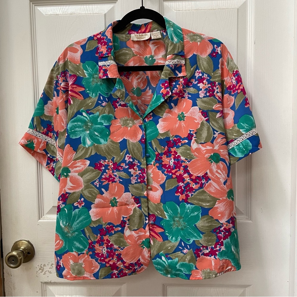 Victoria’s Secret Gold Label Blouse